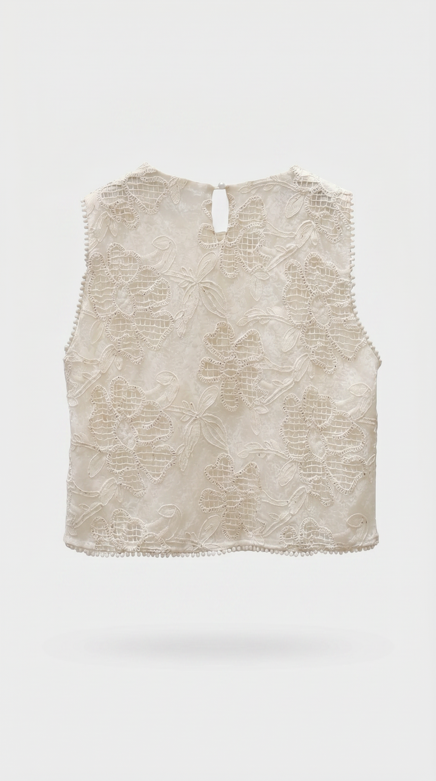Drita - Embroidered Eyelet Shell & Pleated Short Set
