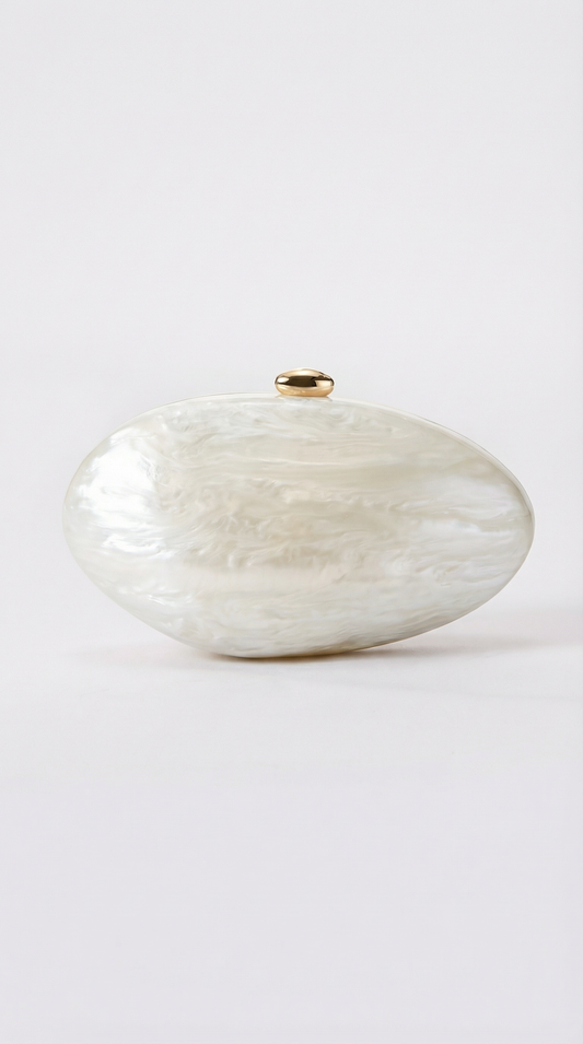Sino - Oyster Clutch with Golden Chain