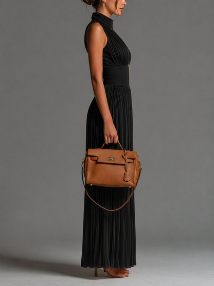 Valentina | Tuta plissettata in chiffon nero con maniche a kimono