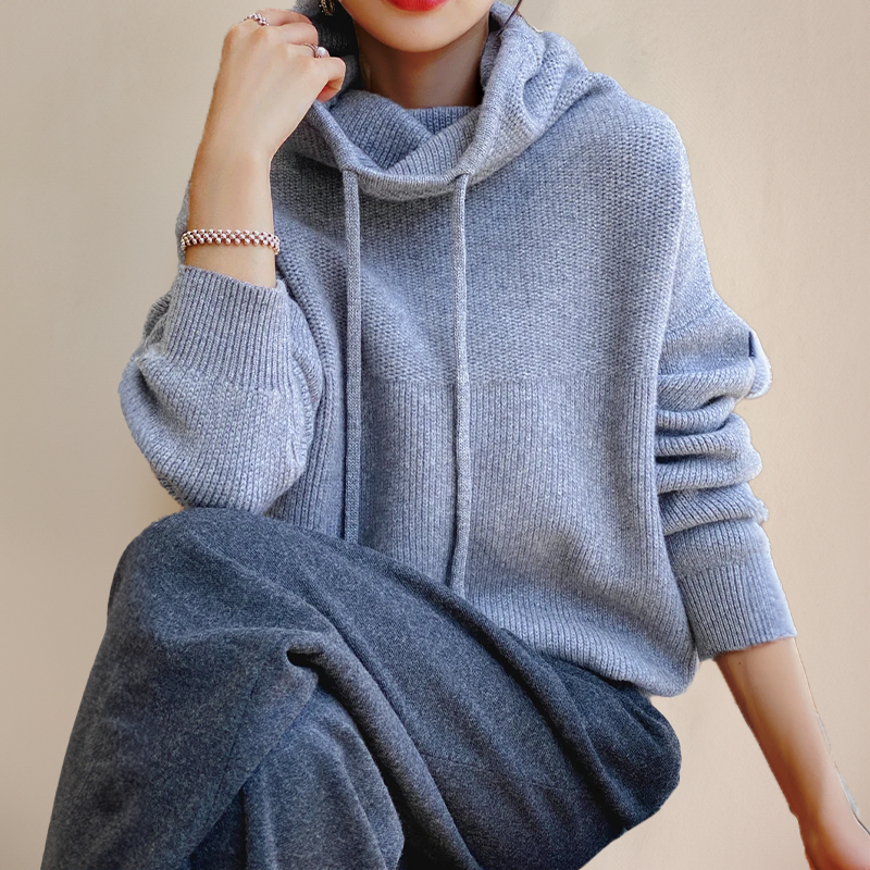 Sereno | Maglione con cappuccio in lana