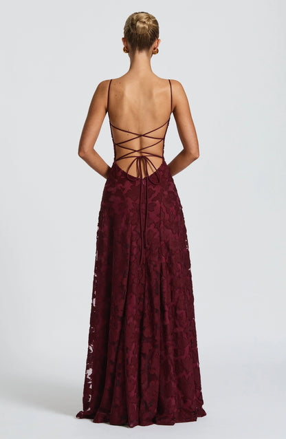 Martina | Elegante cappotto lungo in pizzo