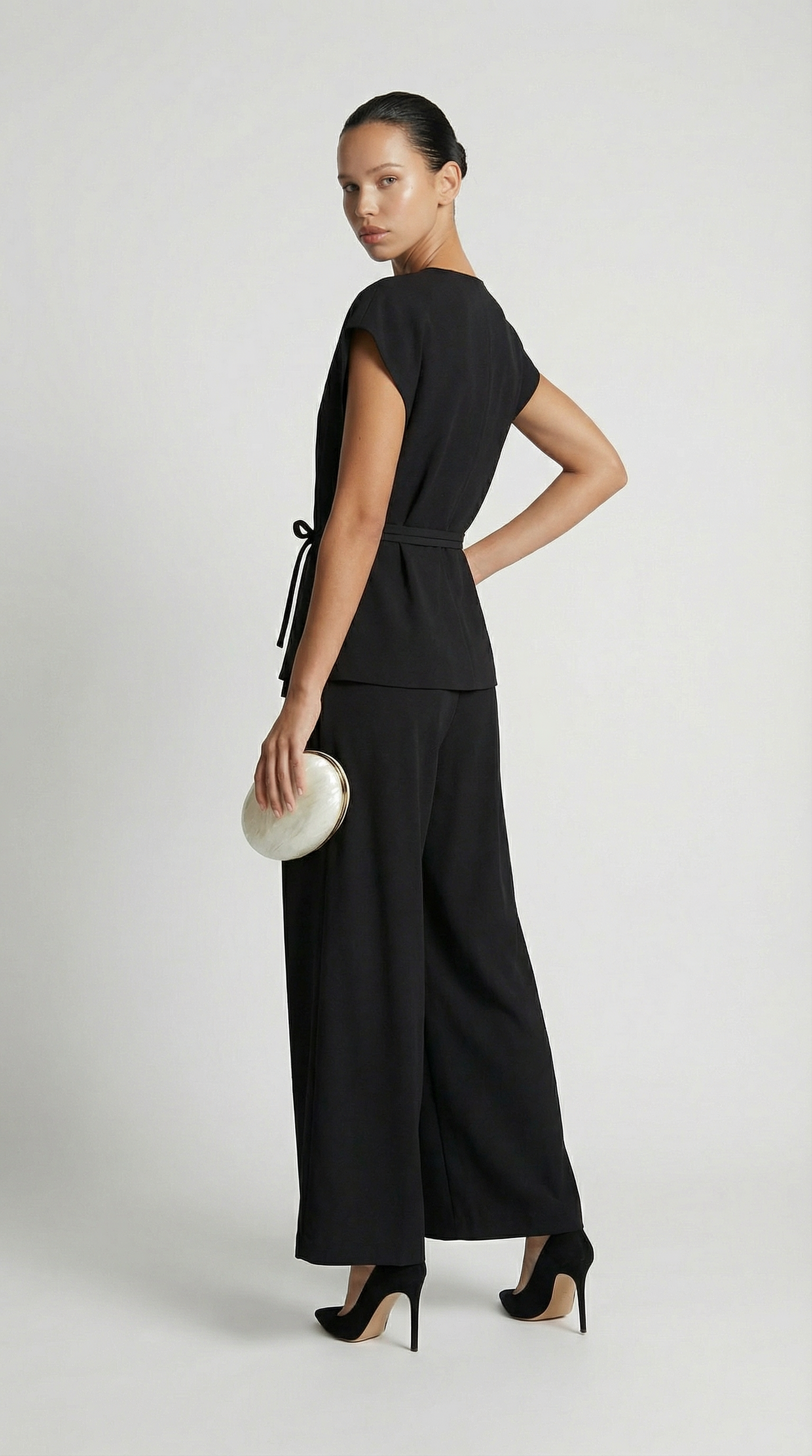 Epure - V-Neck Belted Sleeveless Top Black