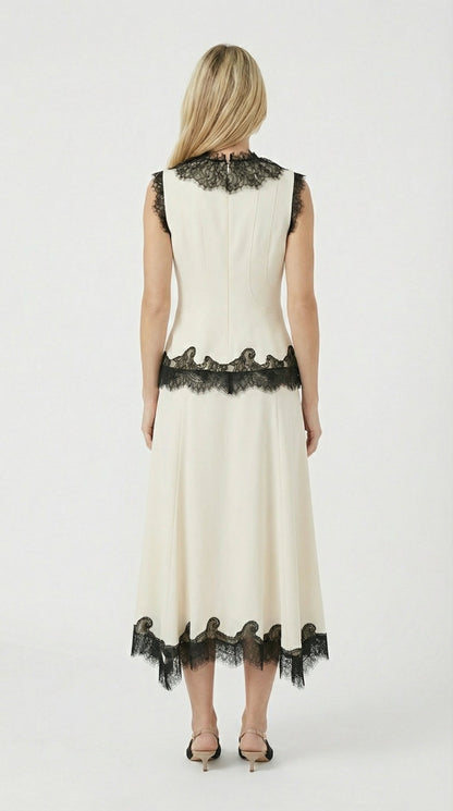 Sani - 100% Silk Lace Embroidery Top