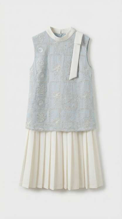 Aba - Embroidered Sleeveless Pleated Dress