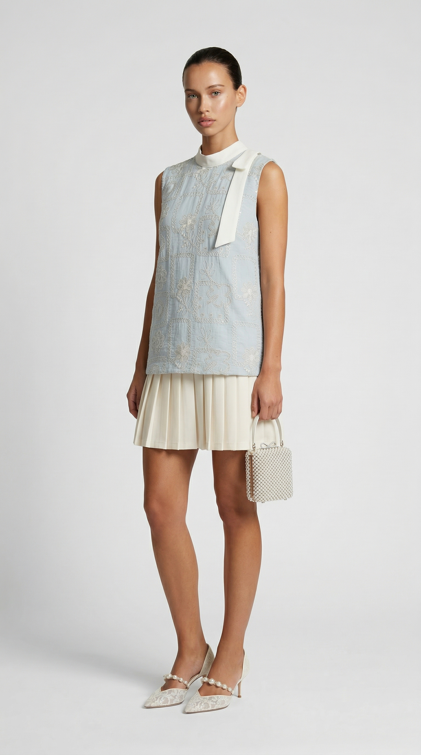 Aba - Embroidered Sleeveless Pleated Dress