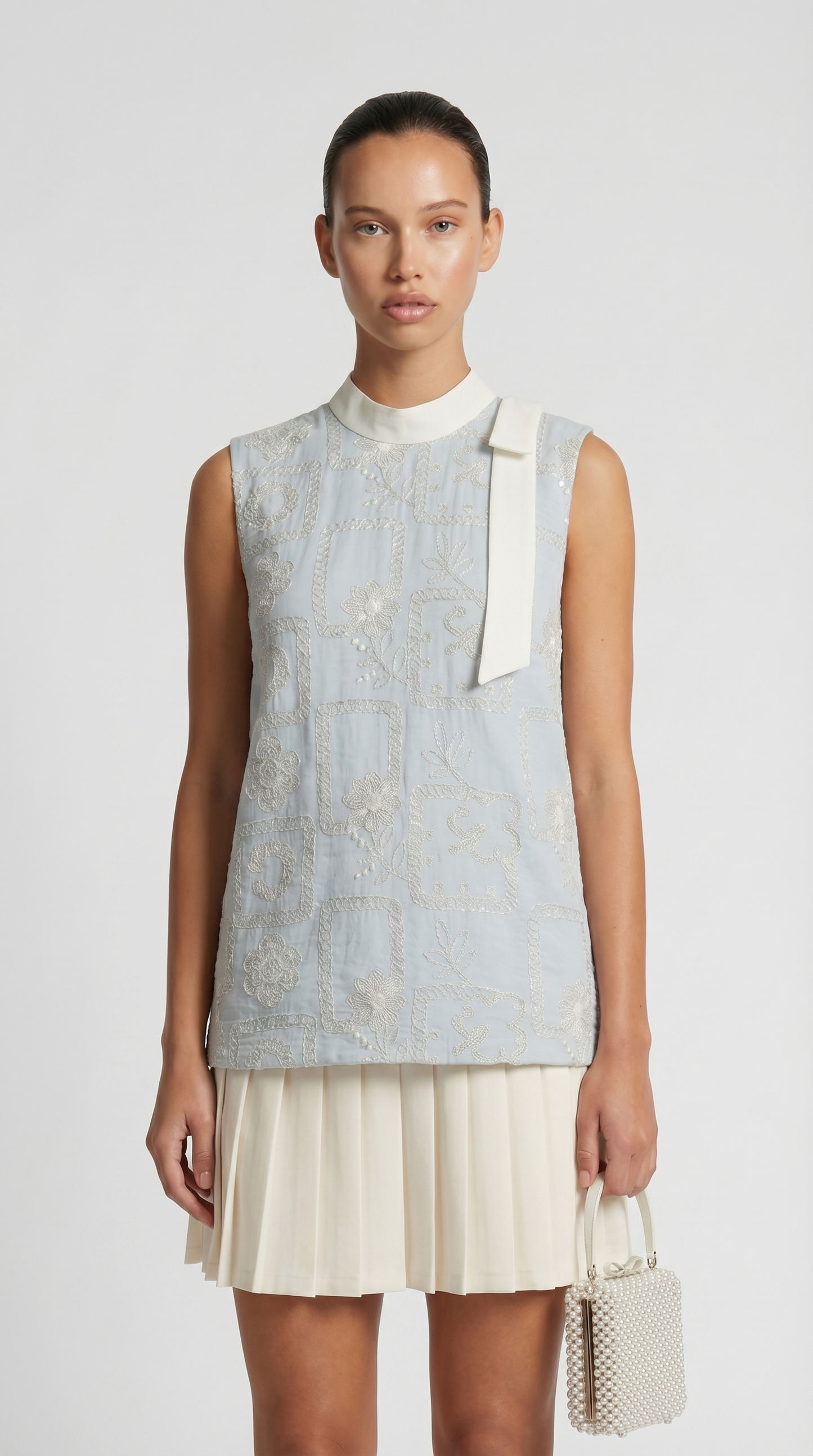 Aba - Embroidered Sleeveless Pleated Dress