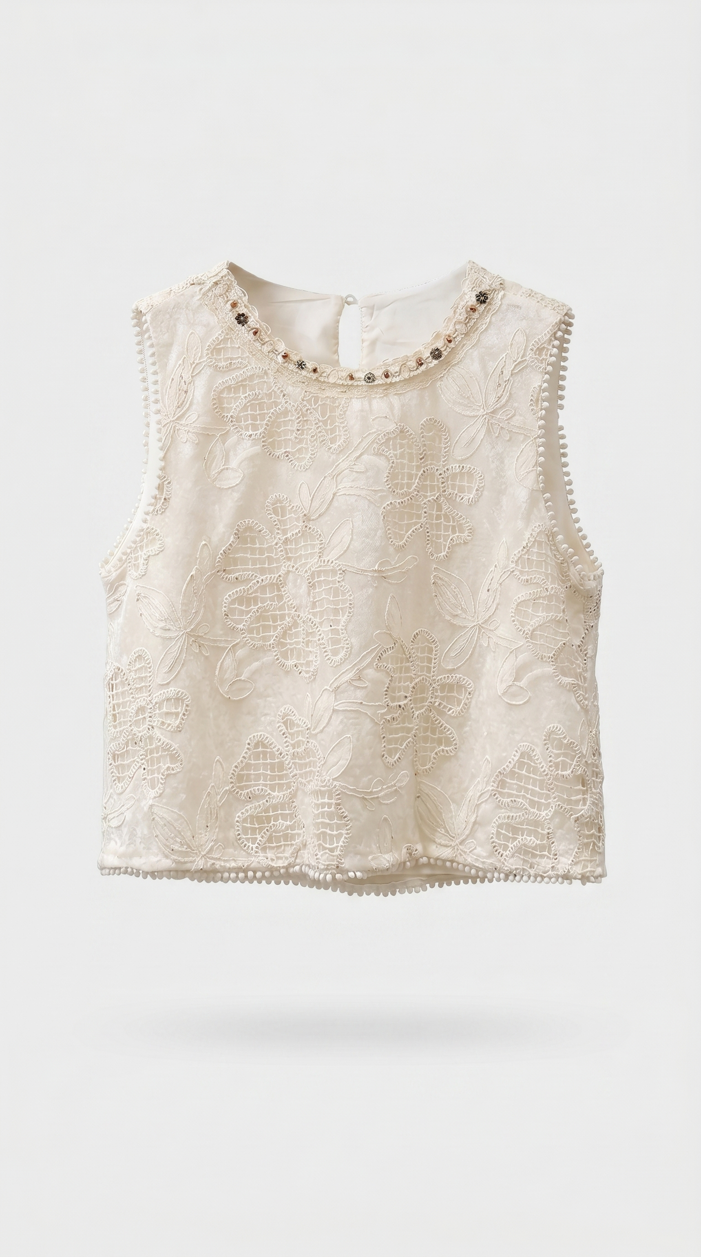 Drita - Embroidered Eyelet Shell & Pleated Short Set